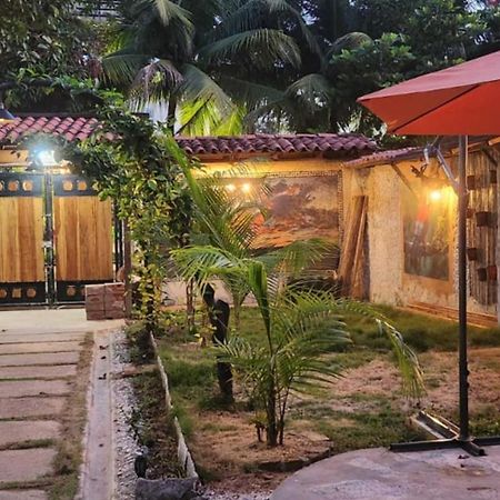 Inírida Hotel Cabana Guainiana מראה חיצוני תמונה